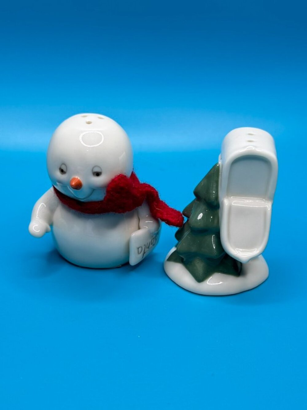 NEW Department 56 Snowman & Mailbox Christmas Salt & Pepper Shakers 2"
